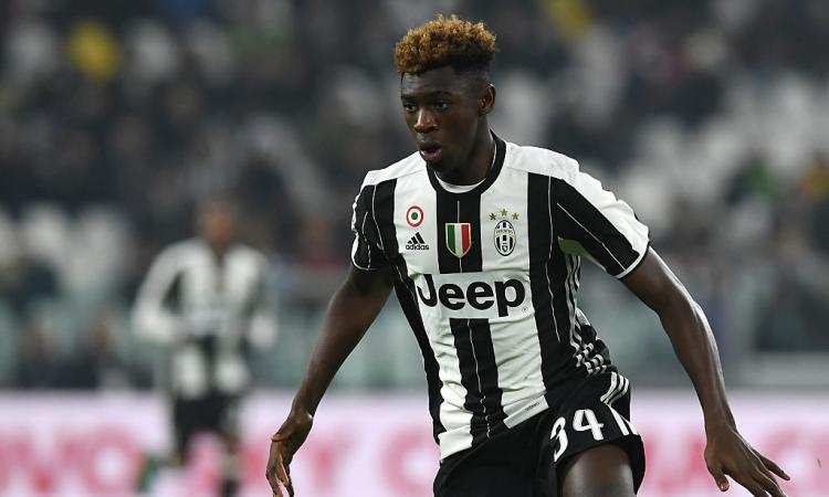 Juve, sondaggio del Verona per Kean