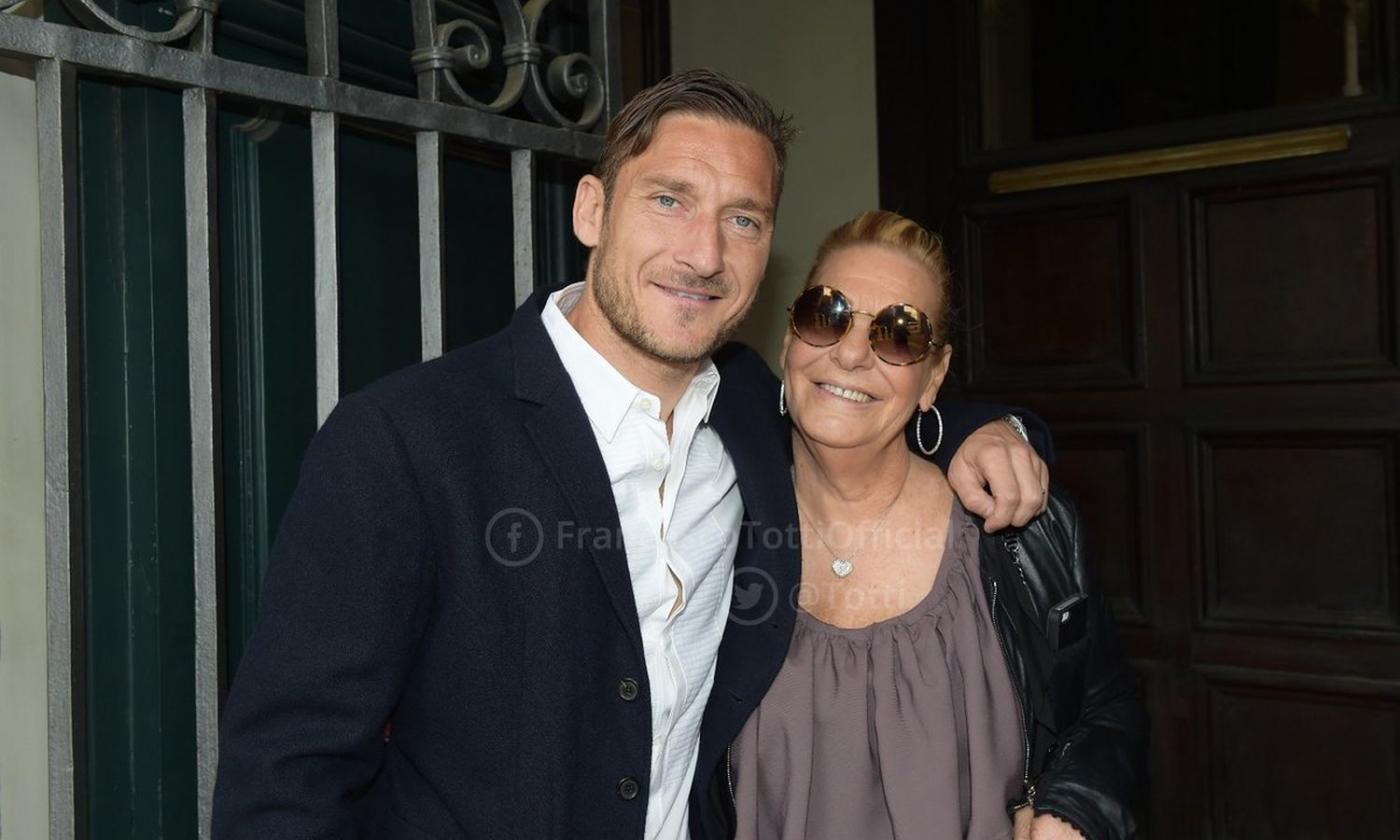 Totti: 'Fantasticavo di giocare nel Milan di Sacchi'