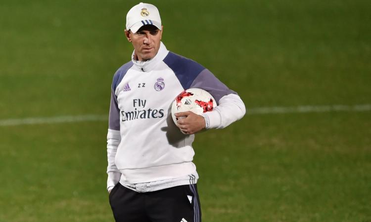 Real Madrid, Zidane: 'Vergognose le critiche a Benzema' VIDEO
