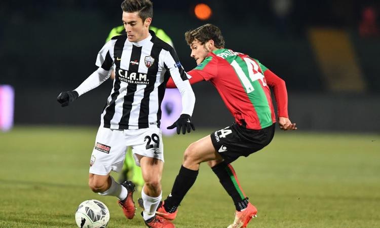 Juve: gli occhi della Spal su due talenti