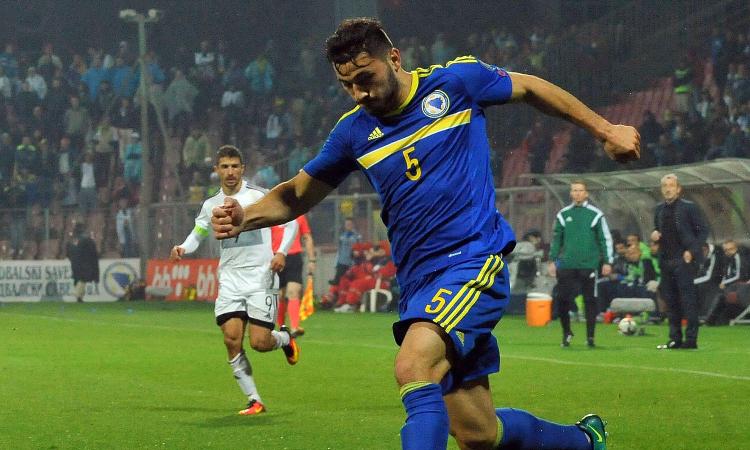 Arsenal, domani l'annuncio di Kolasinac