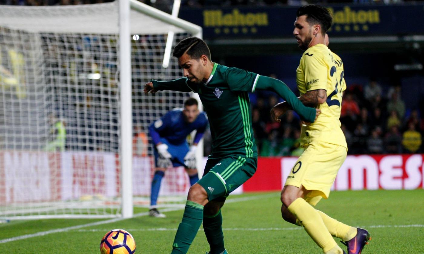 Betis Siviglia: si tratta per blindare un centrocampista