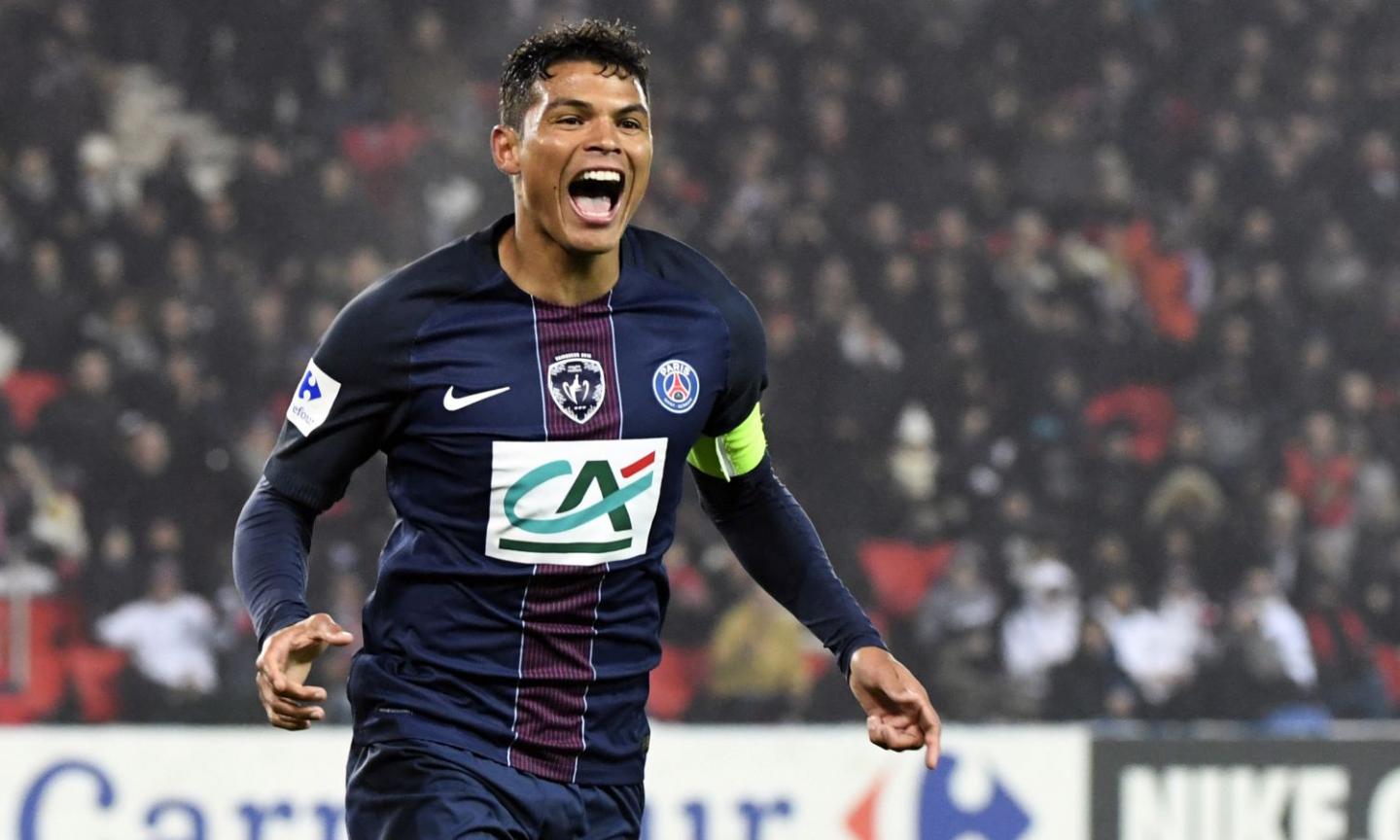 PSG, Thiago Silva: 'Terzi in classifica? Sarebbe una catastrofe!'