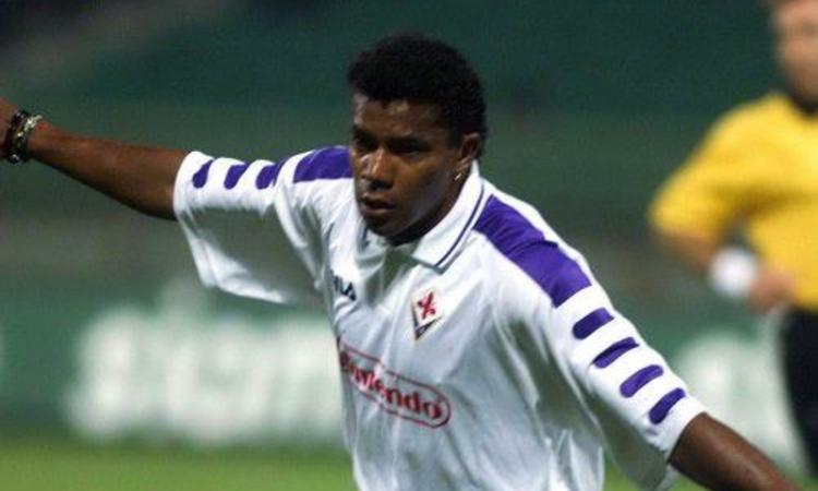 Oliveira promuove Luvumbo: 'Può arrivare in alto. Fiorentina? Troppi gol da polli' Oliveira promuove Luvumbo: 'Può arrivare in alto. Fiorentina? Troppi gol da polli'