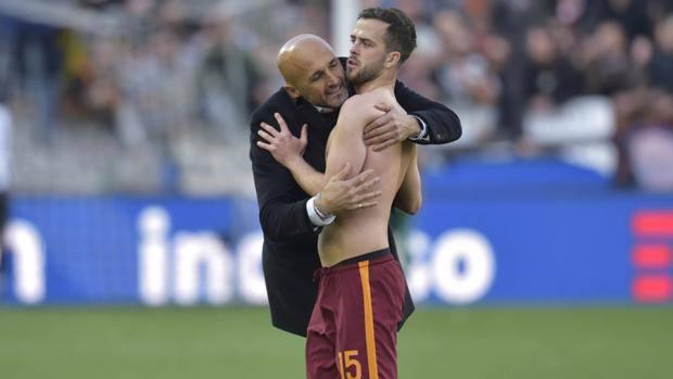 Juve, senti Spalletti sulla foto sull'armadietto di Pjanic...