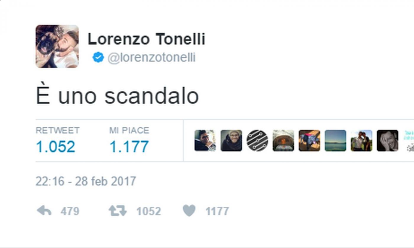 Tonelli: 'E' uno scandalo'. Poi il Napoli twitta contro la Rai