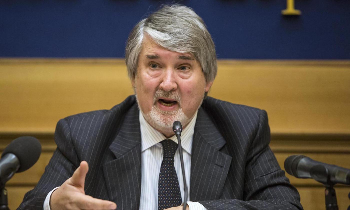 Caro Poletti, per fare il ds con chi bisogna andare a giocare a calcetto?