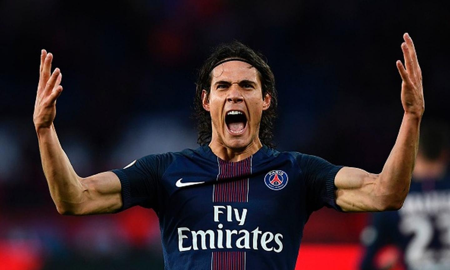 Il Psg ricopre d’oro Cavani 