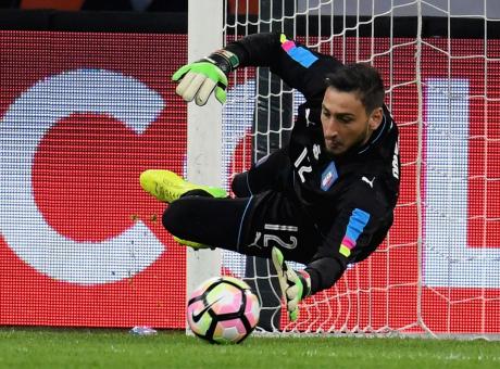 Accetteresti un'offerta da 100 milioni di euro per Donnarumma?