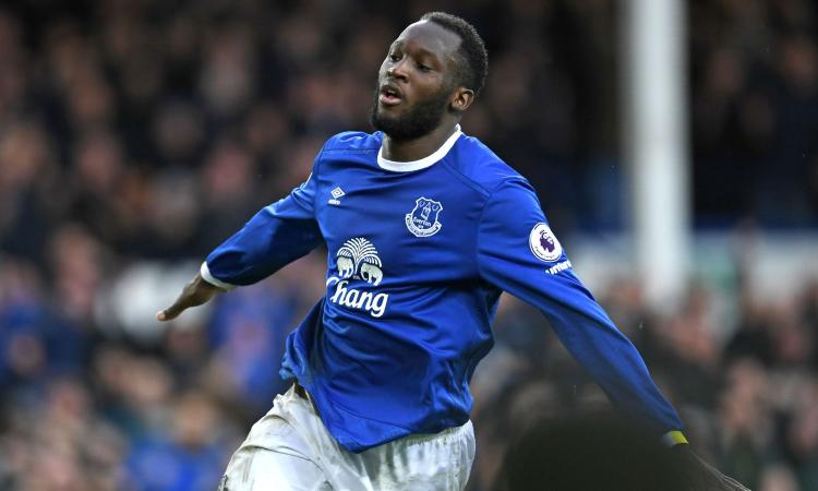 Lukaku: 'Ho l’accordo col prossimo club, giocherò in Champions e in Premier'. Chelsea o United?