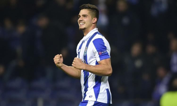 Milan: anche Mancini in corsa per André Silva