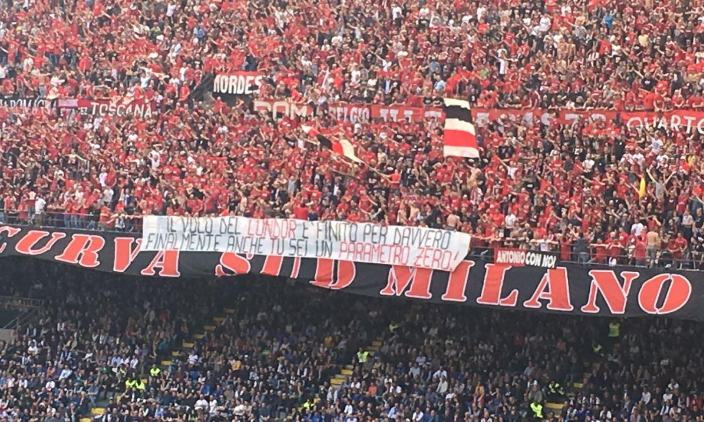 Milan, la Curva a Galliani: 'Finalmente sei anche tu un parametro zero' 