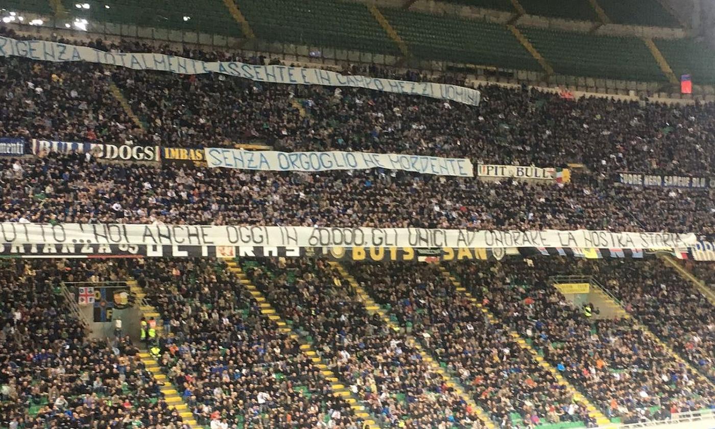 La curva contesta squadra e dirigenza: 'I tifosi gli unici ad onorare la storia dell'Inter' FOTO