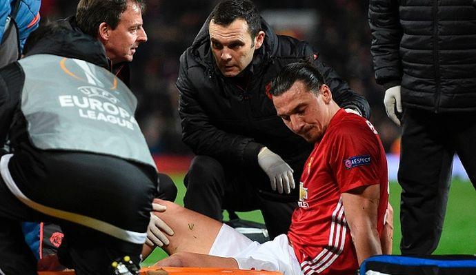 Ibrahimovic undergoes knee surgery in the US & is told he will play again