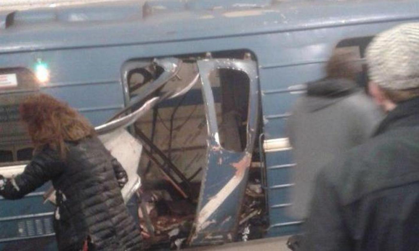 Attentato in Russia, due esplosioni in metropolitana: almeno 10 morti, decine di feriti