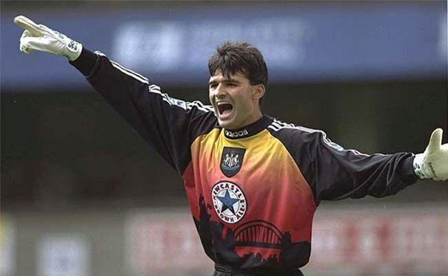 Pavel Srnicek Image gallery