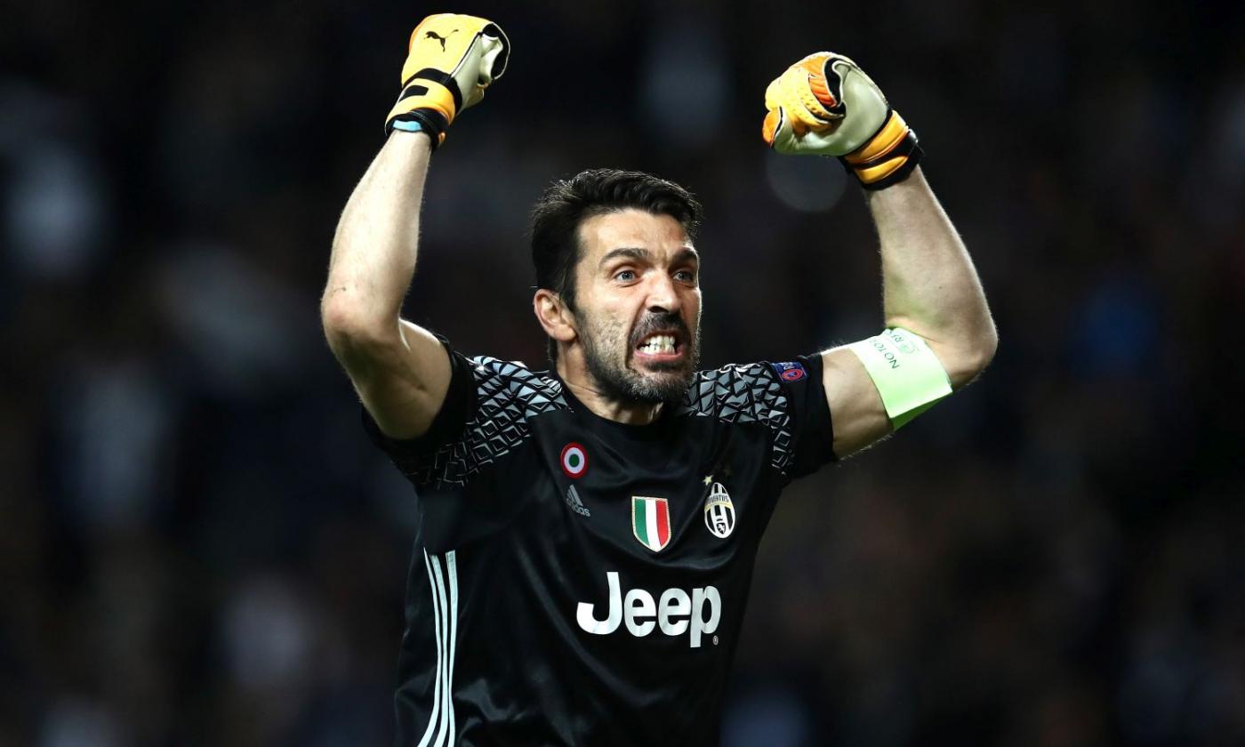 Juve, Buffon saluta Totti: 'Siamo cresciuti assieme. Buona vita!'