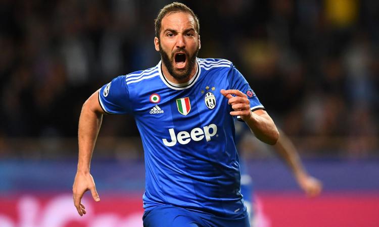 Higuain: 'La Juve la scelta più giusta. Glik? Voleva fare male, è senza dignità'