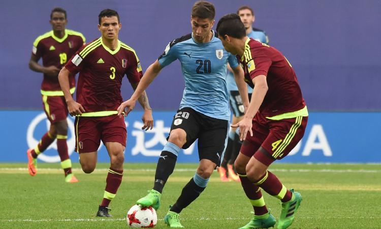 Juve, Tabarez elogia Bentancur