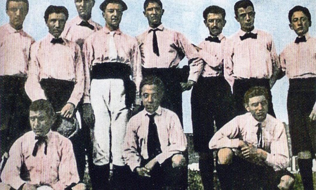 9 aprile 1905 Juventus per la prima volta Campione d'Italia