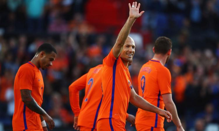 Olanda, Robben supera van Nistelrooy ed eguaglia Bergkamp