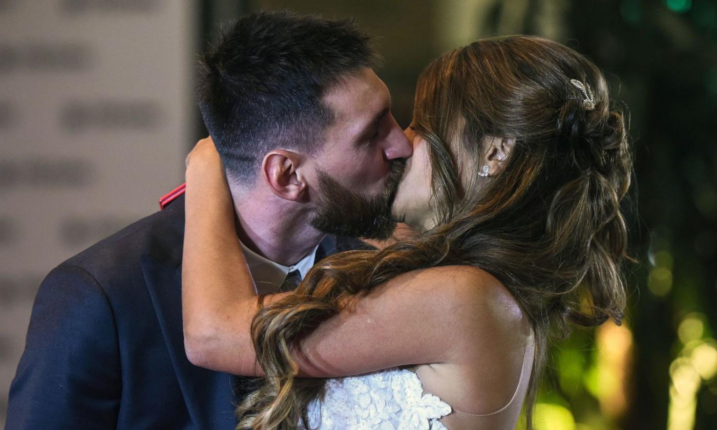 Messi dice sì ad Antonella, a Rosario il matrimonio dell'anno FOTO e VIDEO