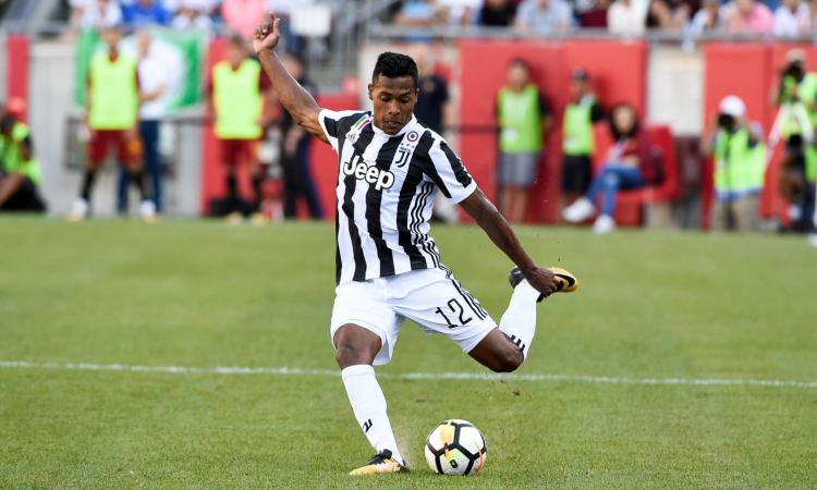 Juve, a sorpresa l'affare Alex Sandro non è finito