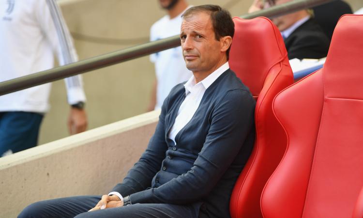 Juve, Allegri ha approvato l'acquisto di Howedes