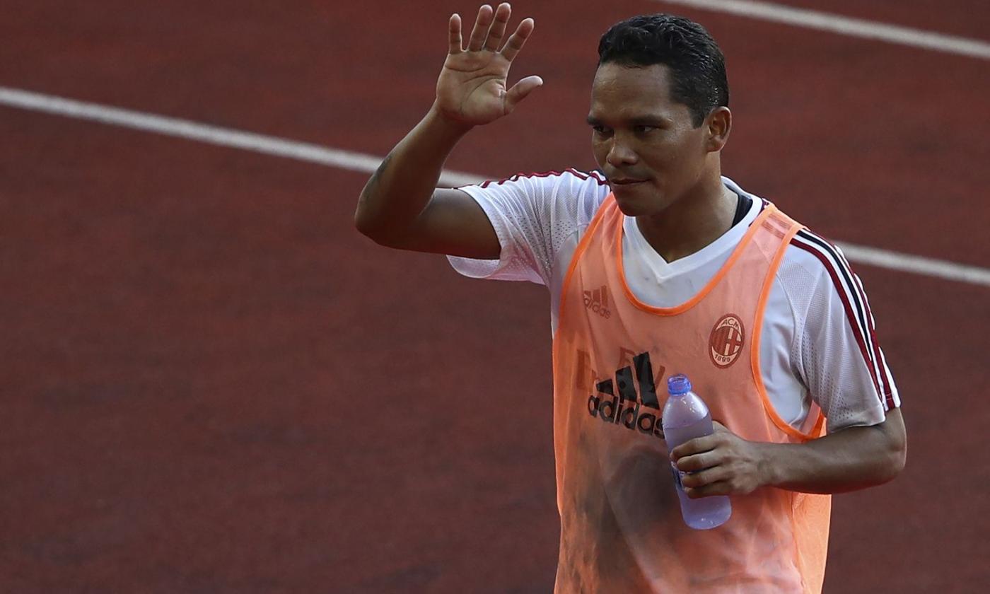 Milan, Bacca si allena a parte