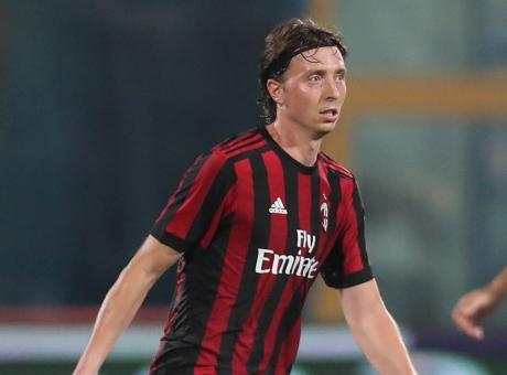 Milan, i tifosi si spaccano su Montolivo: è ancora utile?