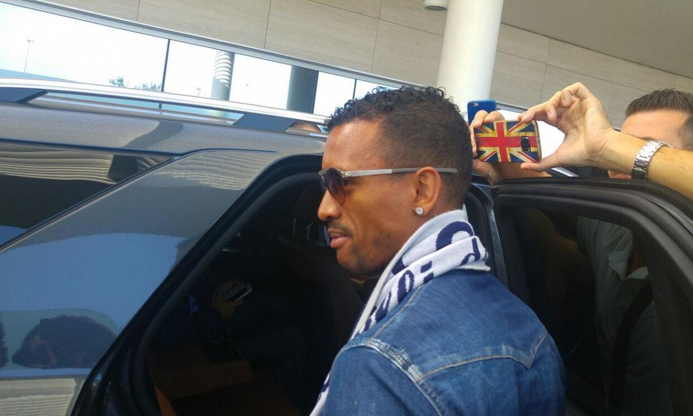 Watch former Man Utd star arrive in Rome for his Lazio medical