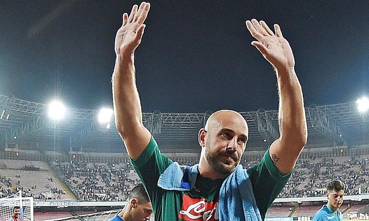 Reina undergoes AC Milan medical