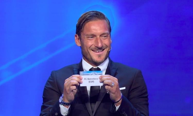 Totti: 'Bravo Buffon! Questi vecchietti si difendono ancora bene...'