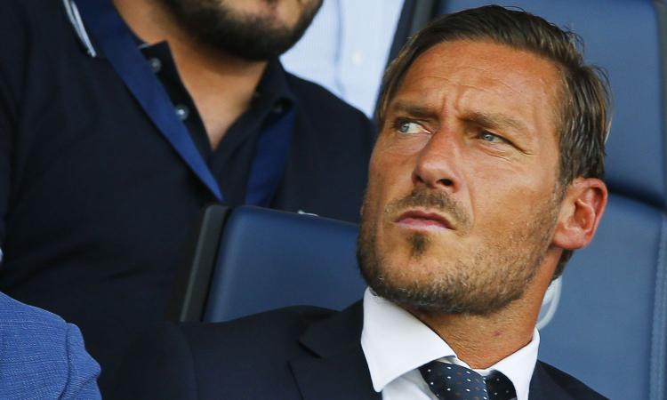Roma, Totti: 'Girone tosto anche per le altre. Nuovo ruolo? Sono a disposizione di tutti' VIDEO