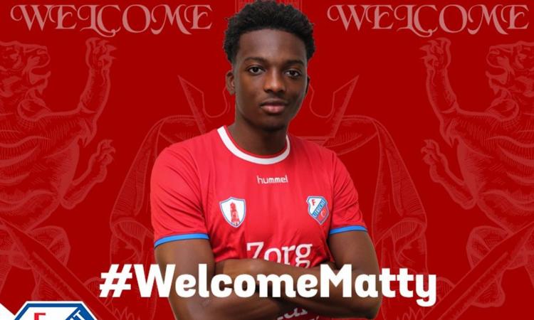 Manchester United, UFFICIALE: ceduto un centrocampista