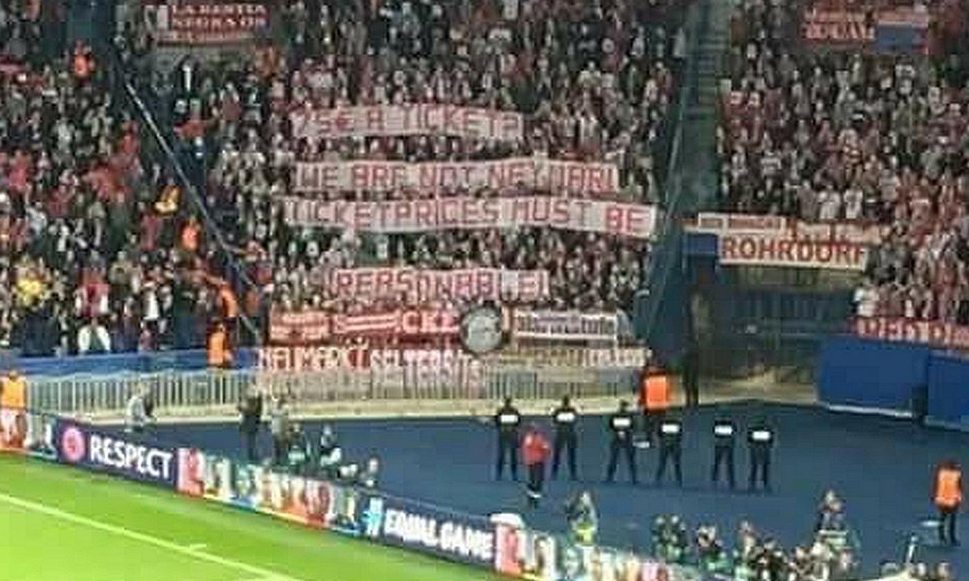 I tifosi del Bayern attaccano il PSG: '75€ un biglietto? Non siamo mica Neymar!' FOTO