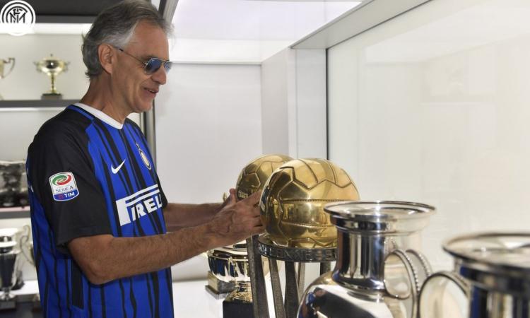 Bocelli, esibizione da brividi all'Inter: 'Vincerò!' VIDEO