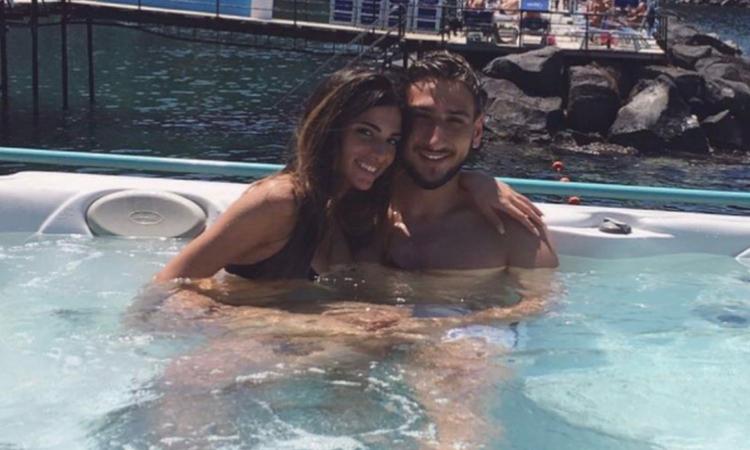Milan, Donnarumma e il diamante per la sua Alessia: nozze in vista? FOTO