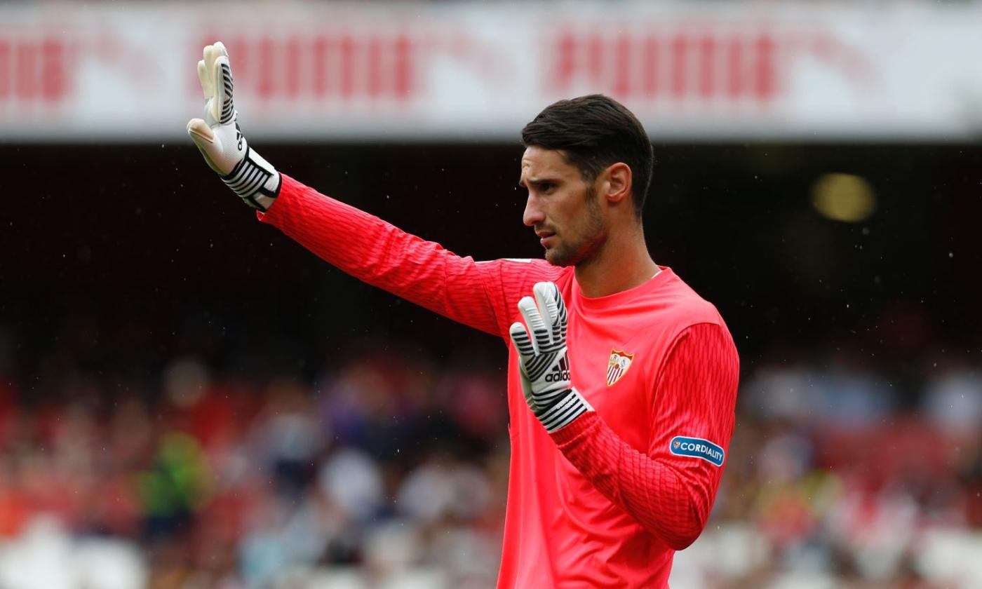 Fulham, Sergio Rico è a Londra: accordo a un passo