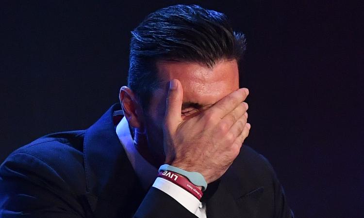 Intramontabile Buffon, è il miglior portiere del 2017 VIDEO