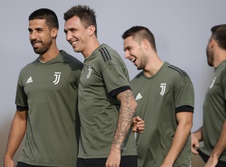 Allegri non c'è più, la Juve ora deve liberarsi dei suoi fedelissimi: Khedira, Mandzukic e non solo