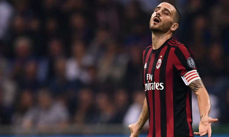 Milan, i tifosi chiedono a Bonucci di parlare di meno