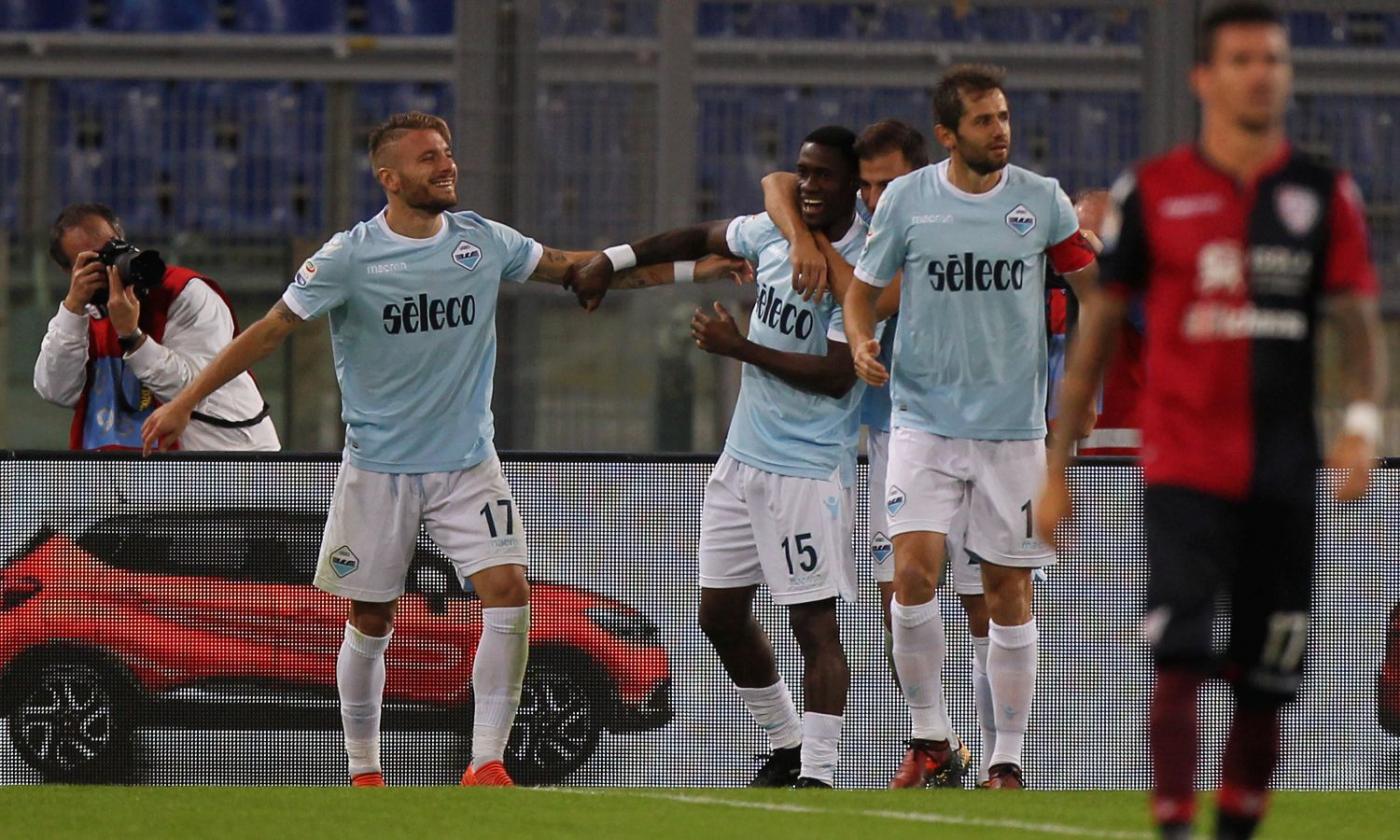 Vola la Lazio: 3-0 al Cagliari, agganciata la Juve