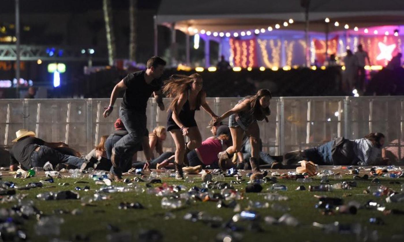 Las Vegas, spari al festival country: almeno 50 morti. Polizia: 'Non è terrorismo'. Ucciso il killer