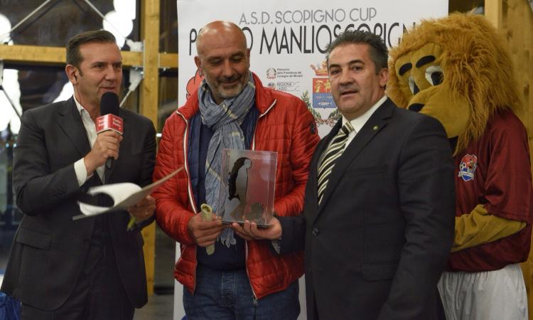 Il sindaco di Amatrice: 'Grazie a tutto il calcio italiano, tranne Juventus e Inter'