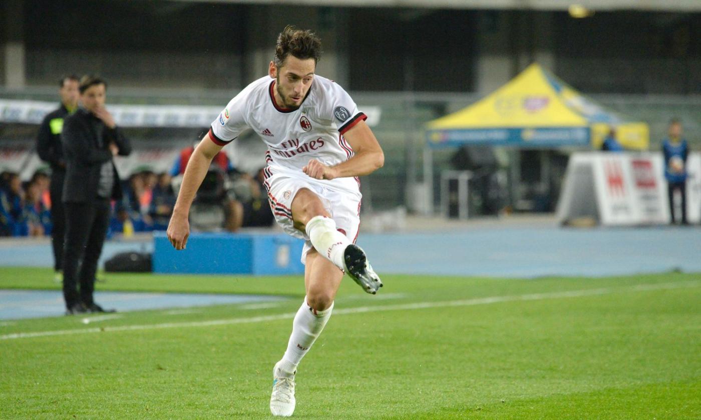 Calhanoglu ha fallito anche la prova del '10': ora il Milan ha dei dubbi