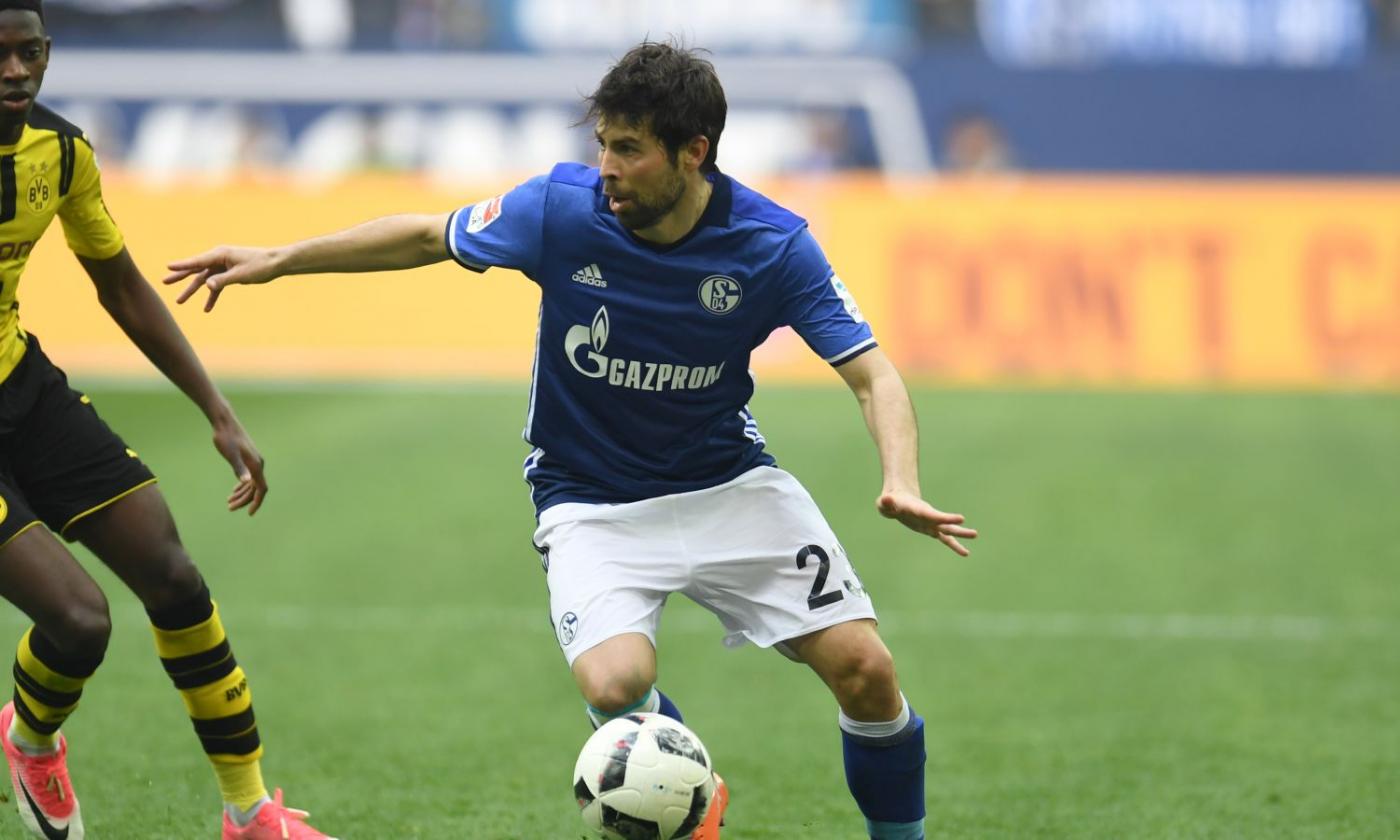 Schalke 04, Coke saluta