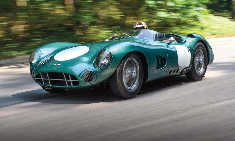 PIT STOP: Aston Martin a 22 mln! Tra dominio Ferrari e il ricordo di Schumi