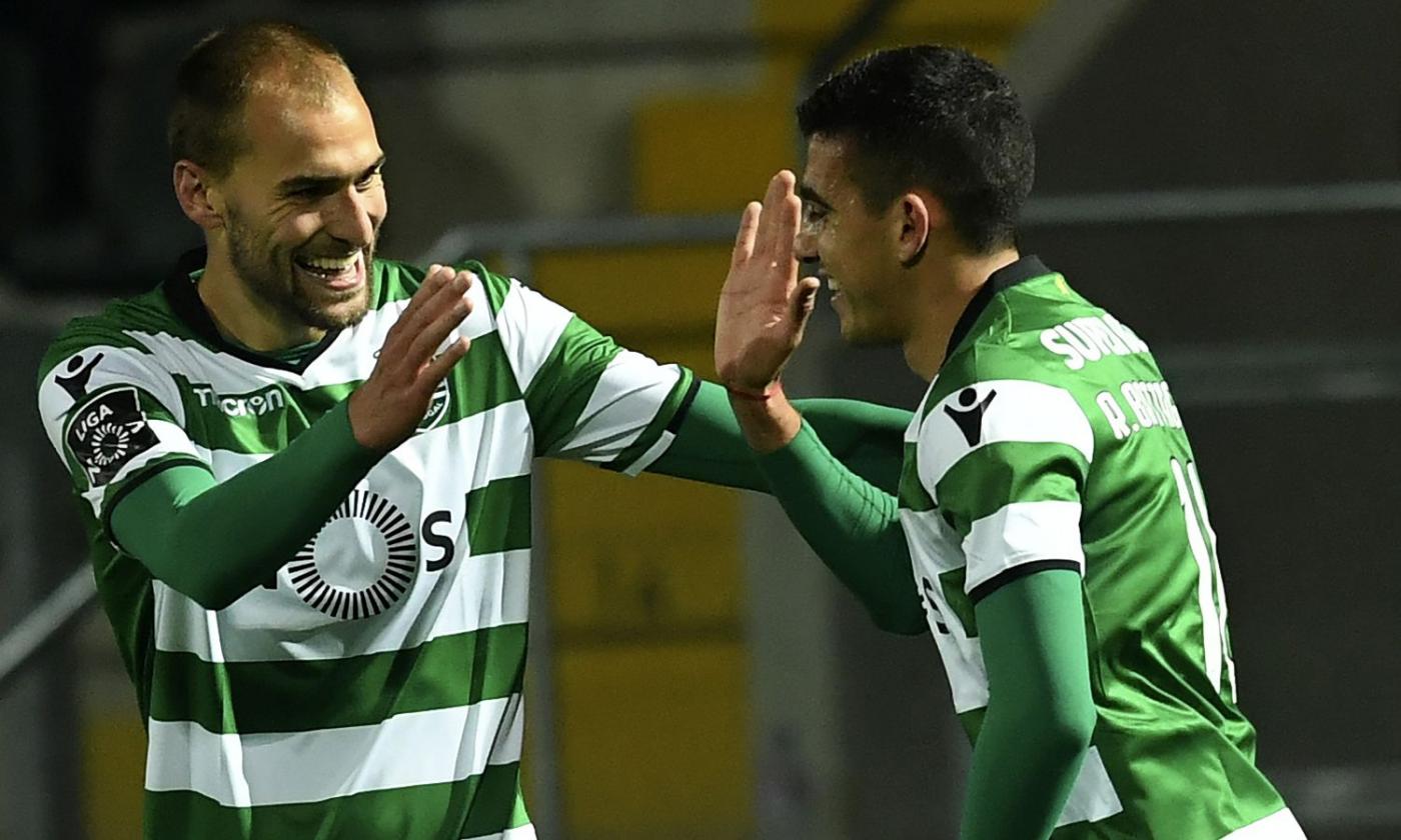 Sporting Lisbona, due club di Premier su un centrocampista