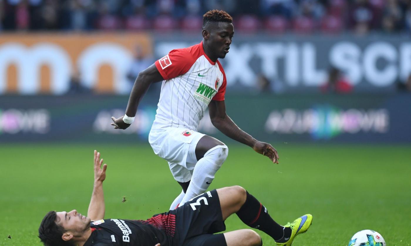 Augsburg, punito Opare: 'Dice troppe bugie. Può cercarsi una squadra'